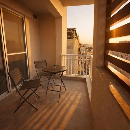 Apartment Spacious 3br Seaside Sliema