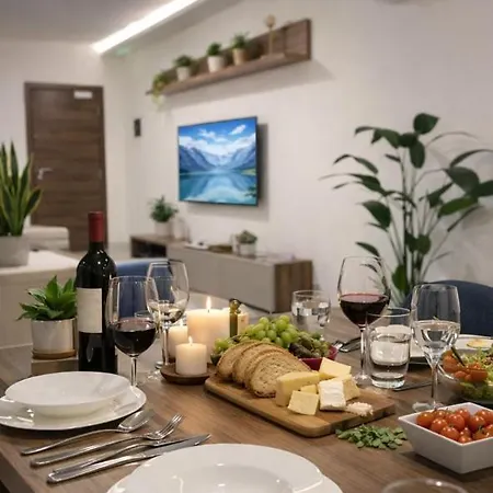 Spacious 3br Seaside